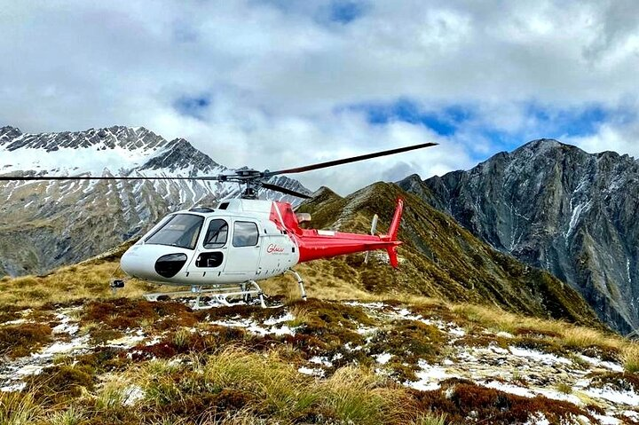 35-Minute Alpine Scenic Flight from Queenstown - Photo 1 of 10